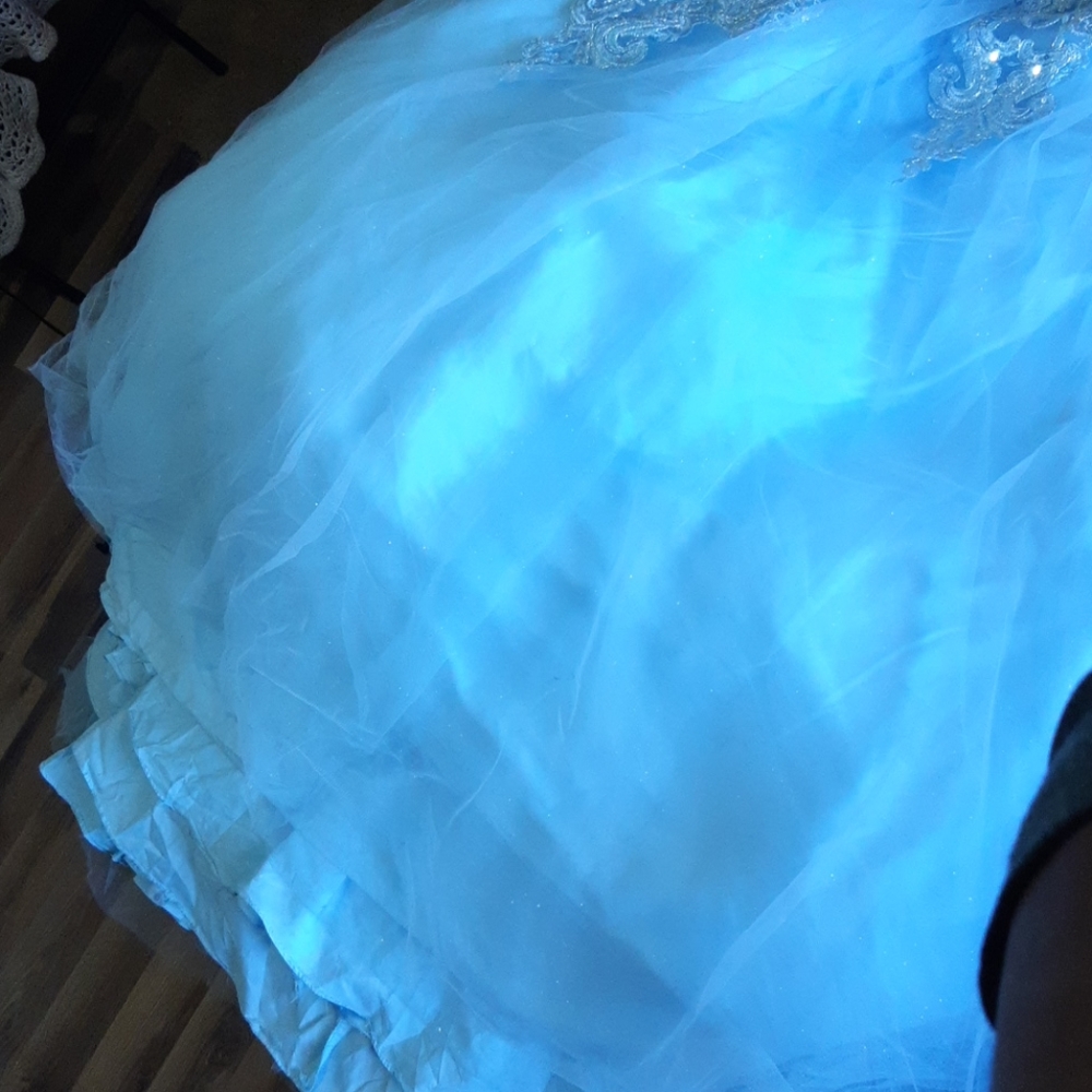 Gown - Picture 2 of 3